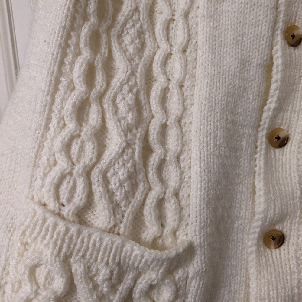 SOLD -🍦 Handmade Fisherman Style Cable Knit Button up V Neck Cardigan, XS-XXL - Picture 2 of 16